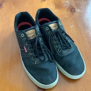 Levi’s Faux Leather Shoes Size 10